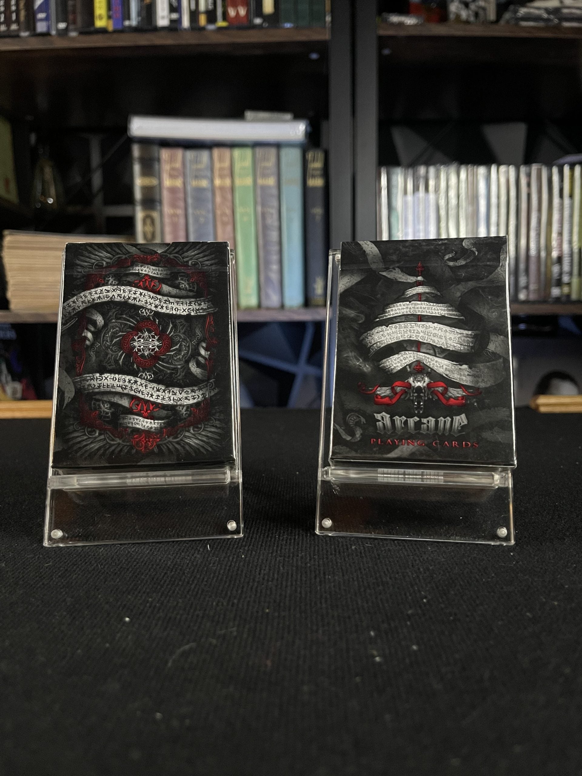 SUPER RARE Red Arcane Deck - Ellusionist Playing Cards / SINGLE DECK O Invictus Magic SUPER RARE Red Arcane Deck - Ellusionist Playing Cards / SINGLE DECK O Invictus Magic