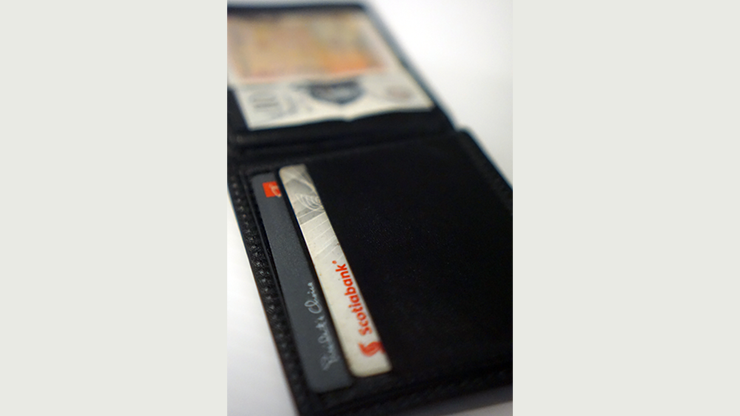 Vortex Magic presents The WEISER WALLET By Danny Weiser - Trick